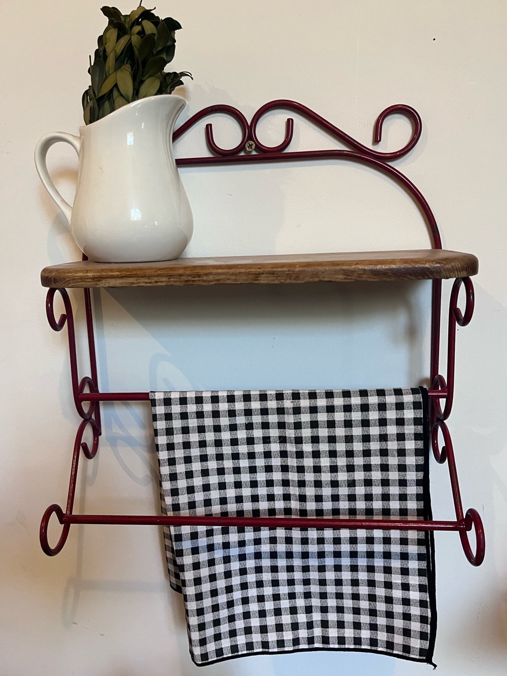 Wall-Mounted Metal and Wood Towel Rack in Dark Red